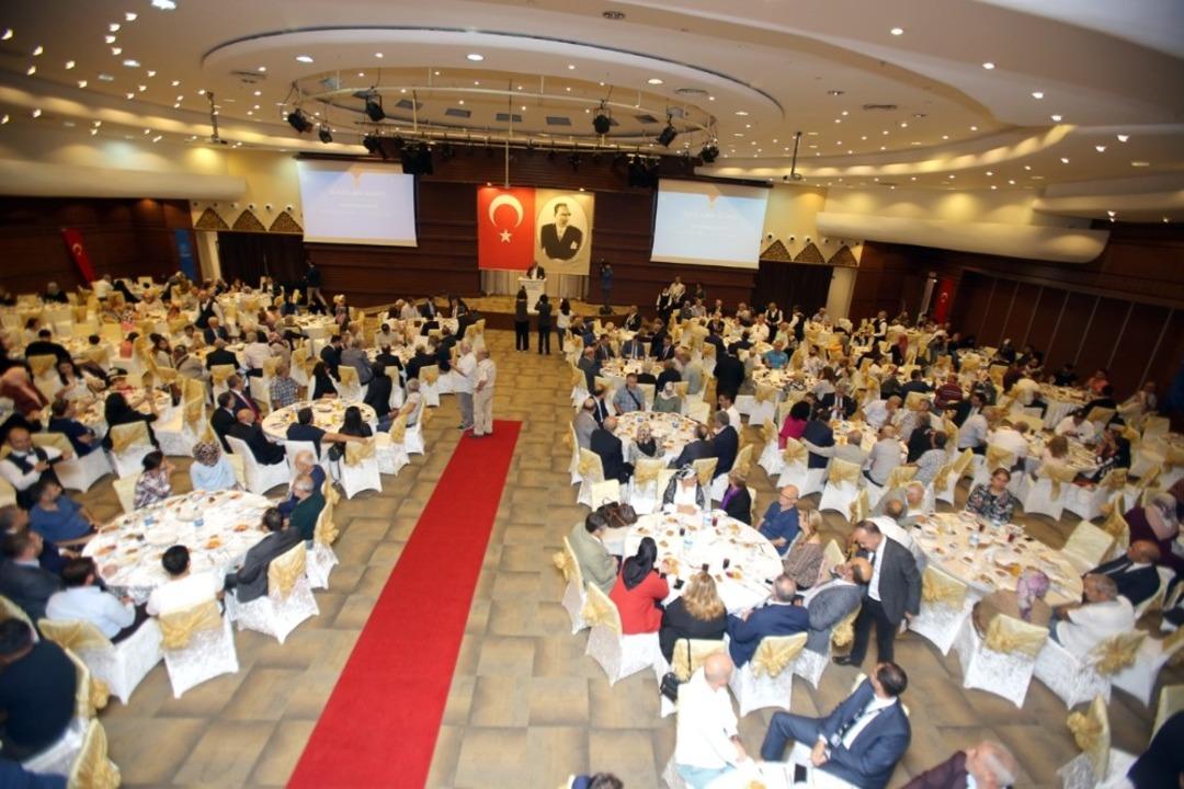 Şehit yakınları ve gaziler yemekte buluştu