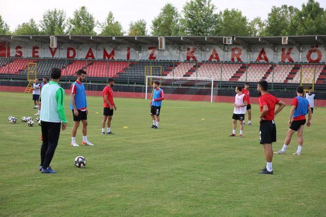 Karaköprü Belediyespor’da hedef galibiyet