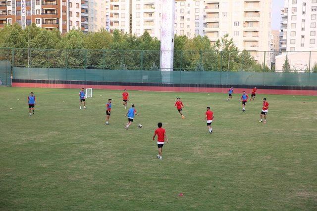 Karaköprü Belediyespor’da hedef galibiyet