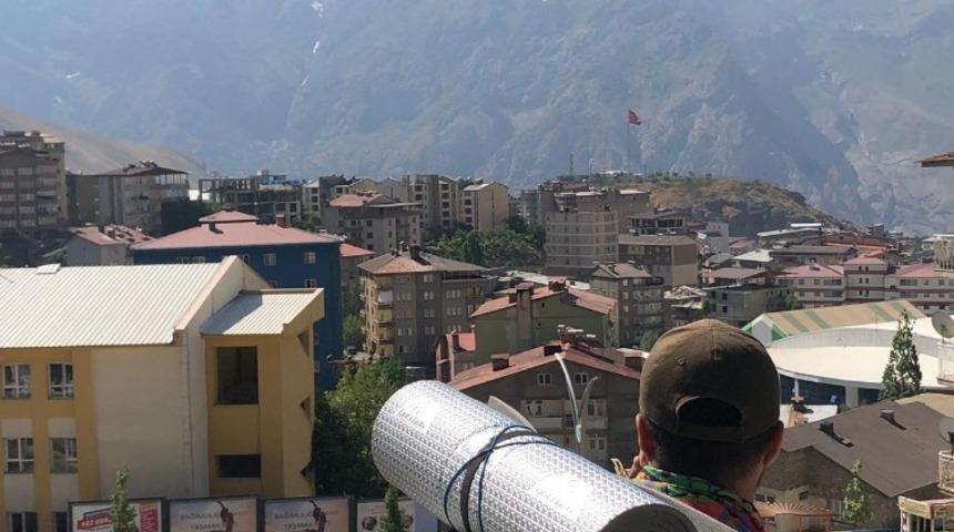 Mardinli gezgin, 63 il ve 5 &uuml;lkeyi otostopla gezdi