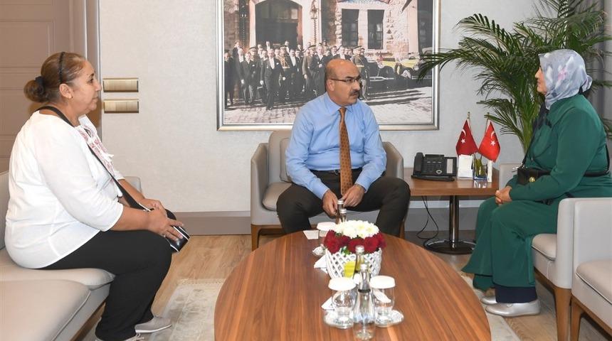 Şehit yakınlarından Vali Demirtaş&rsquo;a ziyaret