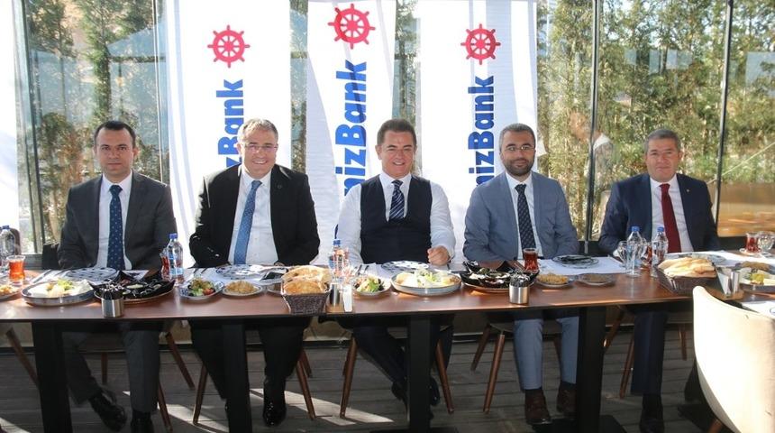 Genel M&uuml;d&uuml;r&uuml; Ateş&rsquo;ten Edremit&rsquo;e şube s&ouml;z&uuml;