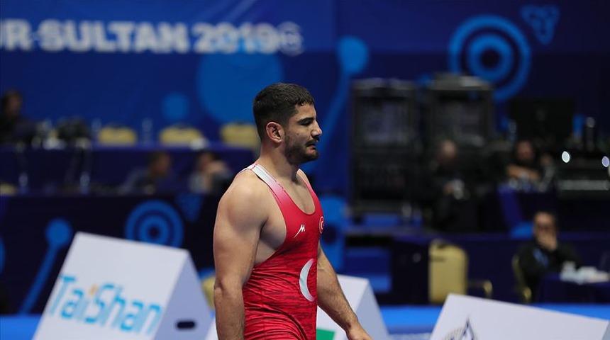 Taha Akg&uuml;l olimpiyat vizesi aldı