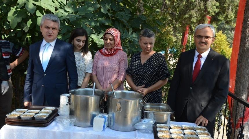 Bilecik Adliyesi&rsquo;nden aşure ikramı