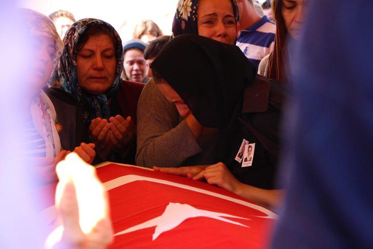 Bilecik'te hayatını kaybeden makinistler Sedat Yurtsever ve Recep Tunaboylu için tören düzenledi G3