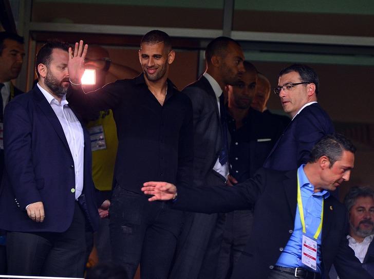 Slimani'den Falcao açıklaması: Unutturmak için burada değilim G5