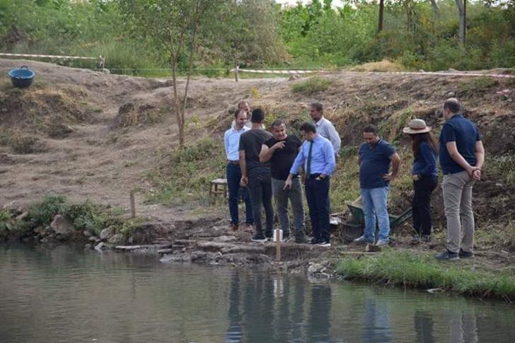 Erzen antik kenti ve balıklıgölde arkeolojik kazı çalışmaları sürüyor G2
