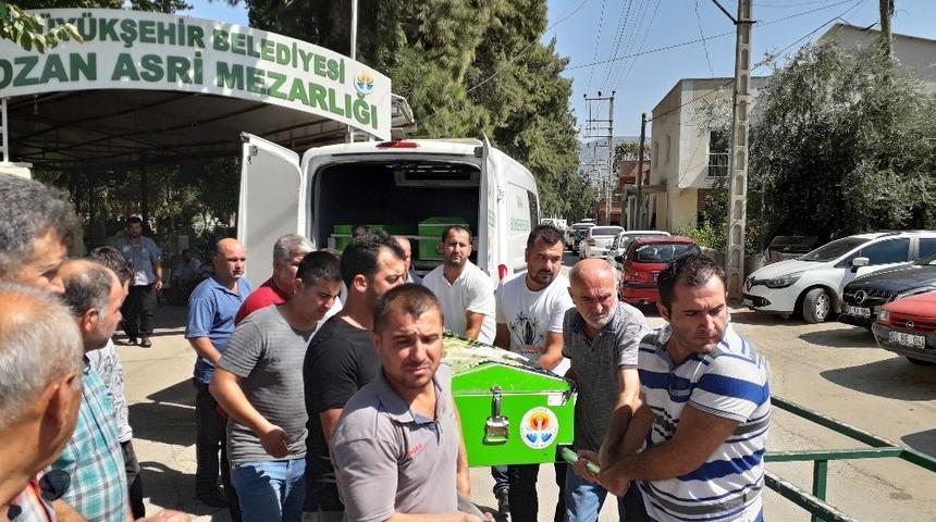 Kazada hayatını kaybeden kadın toprağa verildi