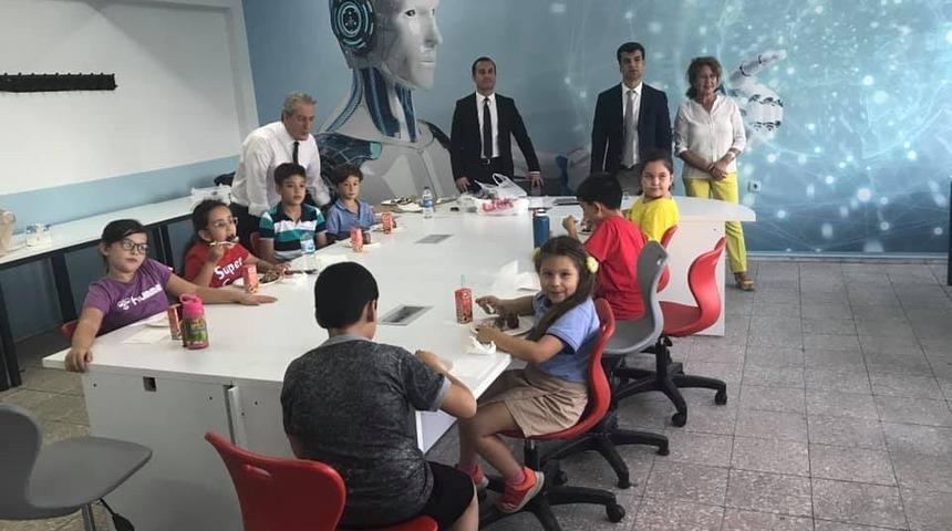 &Uuml;st&uuml;n yetenekliler burada buluşacak