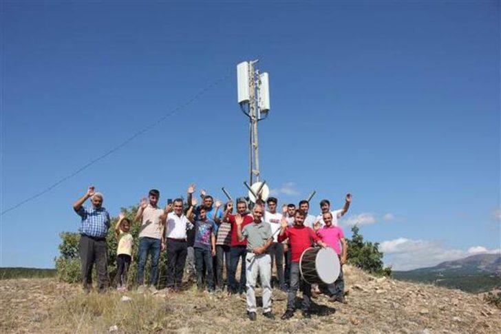 Köye internet gelince halaya durdular! G1