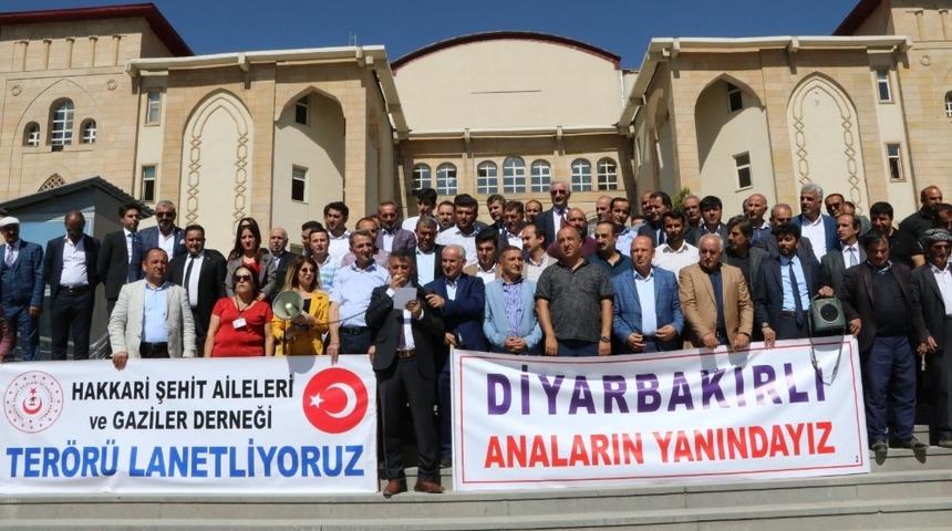 Hakkari&rsquo;den Diyarbakır&rsquo;daki annelere destek