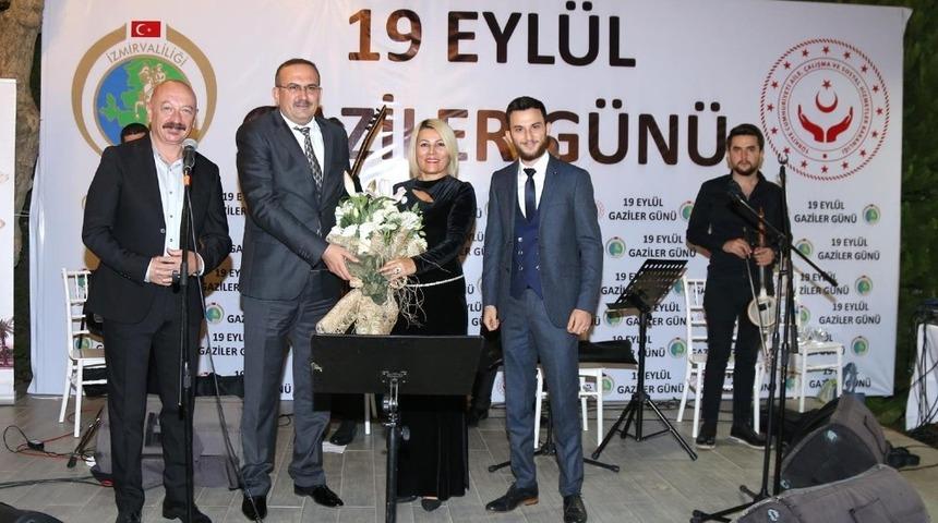 İzmir’de gaziler anıldı