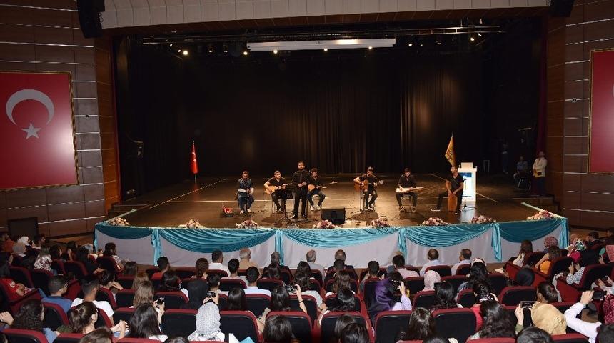 D&Uuml; &ouml;ğrencilerine oryantasyon eğitimi