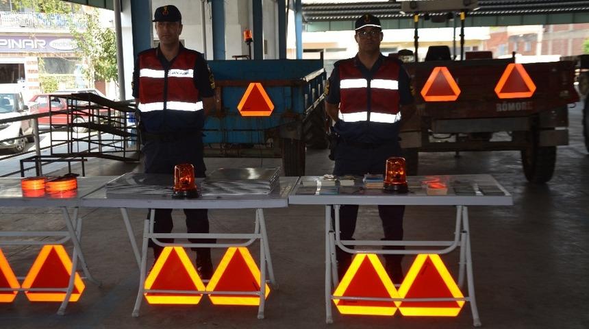 S&ouml;ke&rsquo;de &rsquo;Reflekt&ouml;r Tak G&ouml;r&uuml;n&uuml;r Ol&rsquo; projesi 3. yılında devam ediyor