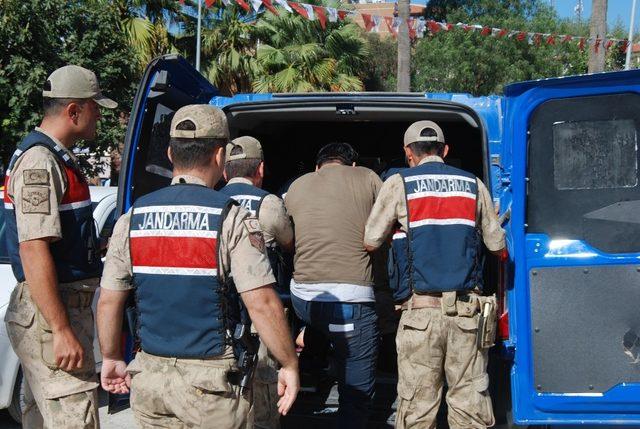 Hatay’da göçmen kaçakçılığı operasyonu: 3 kişi tutuklandı