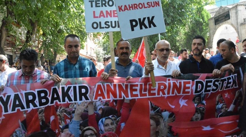 Siirt&rsquo;teki STK&rsquo;lardan, Diyarbakır annelerine destek
