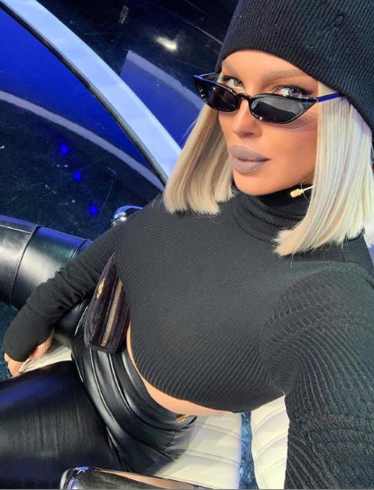 Jelena Karleusa çıldırdı: Gazetedeki hasta, paralı haberlerine devam ediyor G4