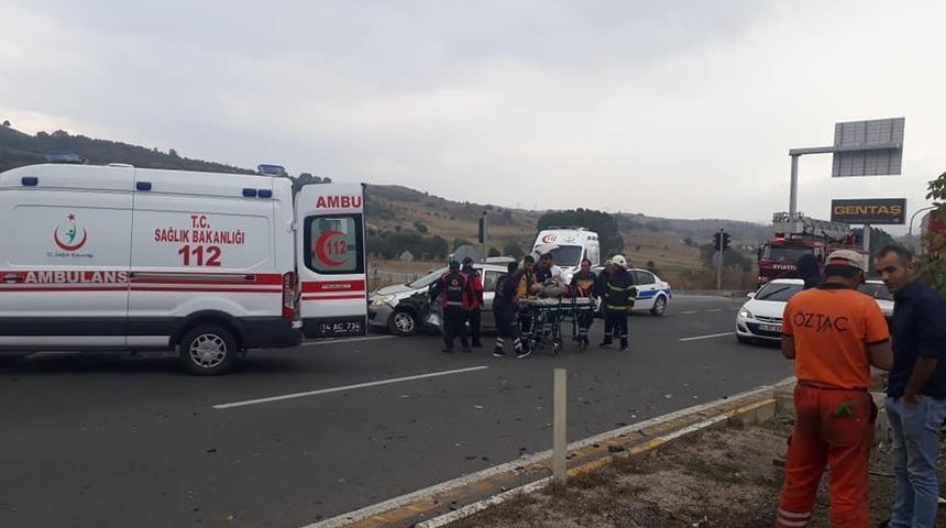 Bolu&rsquo;da trafik kazası: 2 yaralı