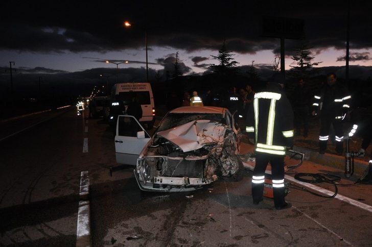  Afyonkarahisar'da korkunç kaza! Bir anda önüne çıkan ata çarptı G1
