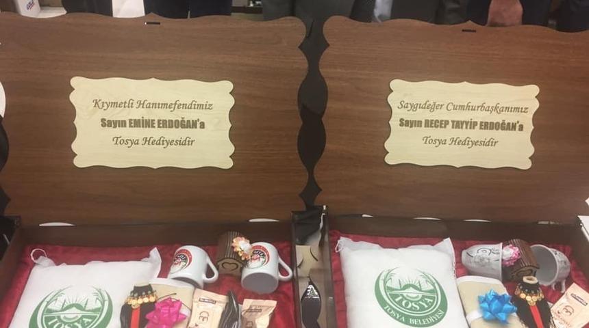 Cumhurbaşkanı Erdoğan&rsquo;a Tosya Pirinci hediye edildi