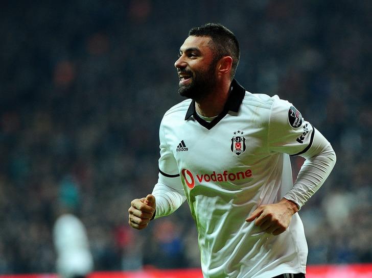 Beşiktaş,  Burak Yılmaz'ın sözleşmesini uzattı G5