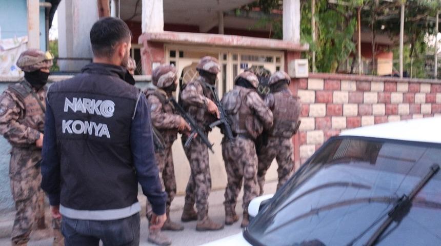Uyuşturucu operasyonunda 14 ş&uuml;pheli tutuklandı