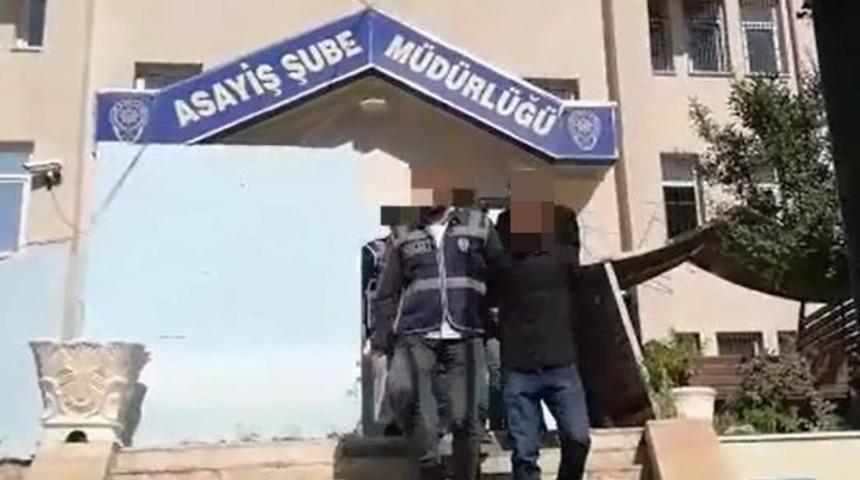 Van’da aranan 16 şahıs yakalandı