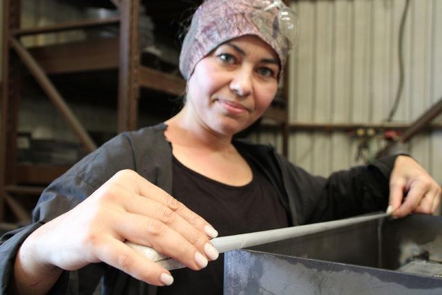 Kaynak ustası Sema, erkeklere taş &ccedil;ıkarıyor 2