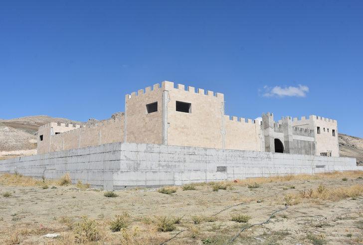 Yer: Sivas... Gören kale sanıyor ama gerçek çok başka G5