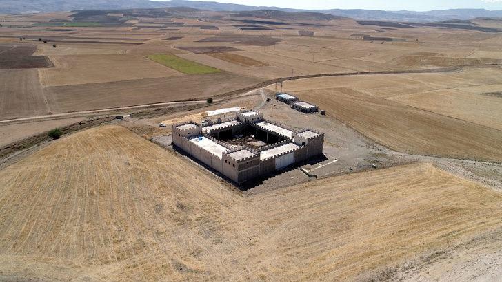 Yer: Sivas... Gören kale sanıyor ama gerçek çok başka G4