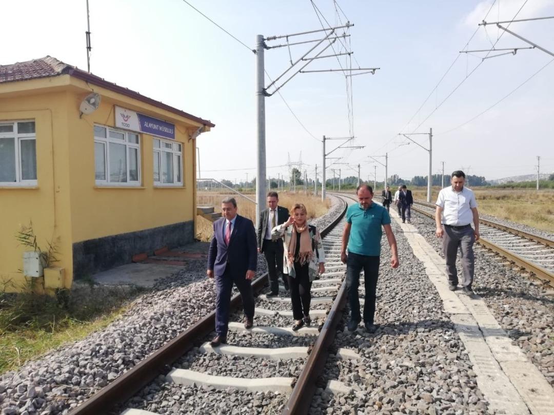 K&uuml;tahya&rsquo;da kapatılan hemzemin ge&ccedil;it tekrar a&ccedil;ıldı