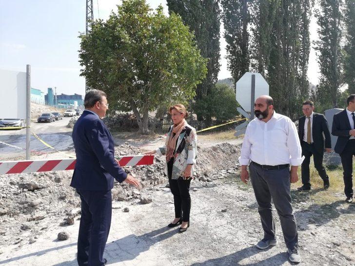 Kütahya’da kapatılan hemzemin geçit tekrar açıldı G2