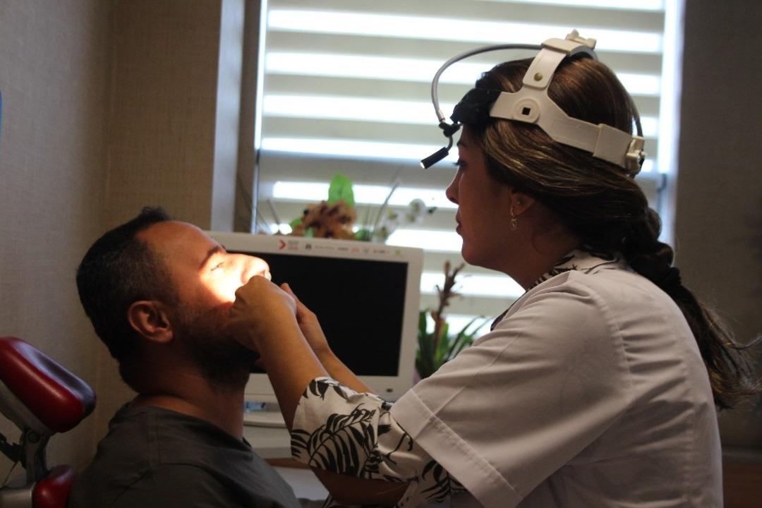 Burun  ameliyatı, sin&uuml;ziti azaltıyor