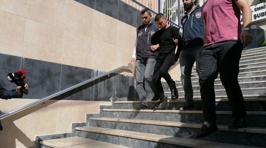 Arnavutk&ouml;y'de katliam yapan zanlı adliyeye sevkedildi