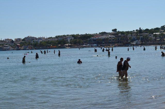 Didim’de Eylül’de deniz keyfi bir başka