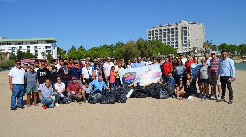 D&uuml;nya Temizlik g&uuml;n&uuml;nde Didim&rsquo;de &ccedil;evre temizliği yapıldı