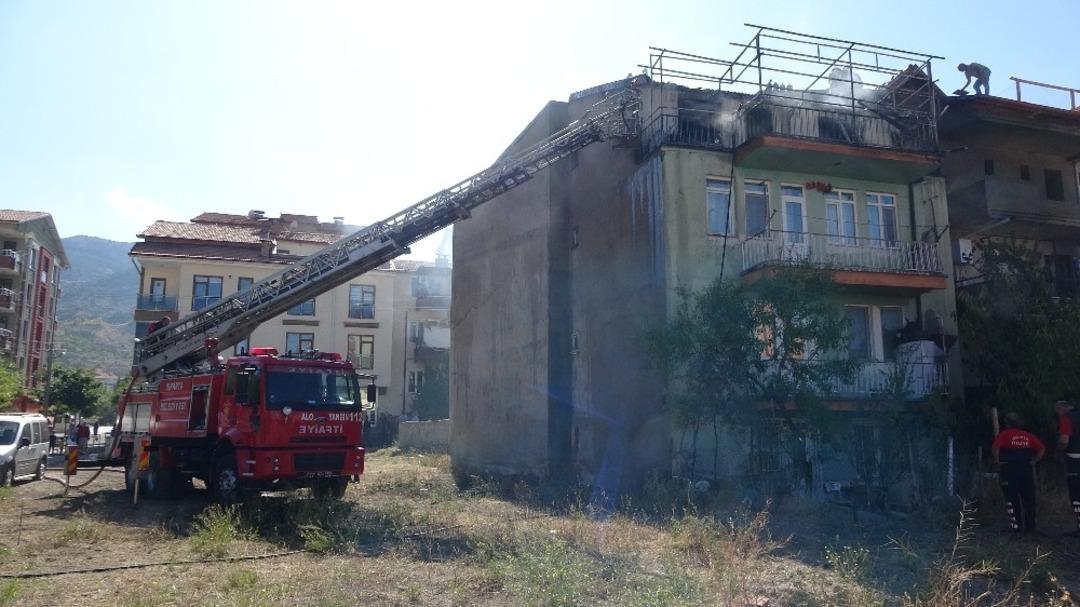 Isparta&rsquo;da ev yangınında korku dolu anlar