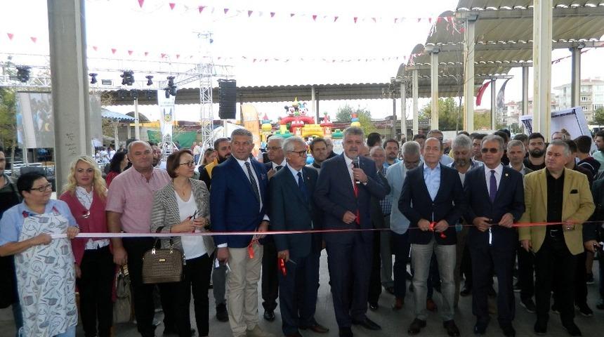 Sokak Lezzetleri Festivali a&ccedil;ılış t&ouml;reni ger&ccedil;ekleştirildi