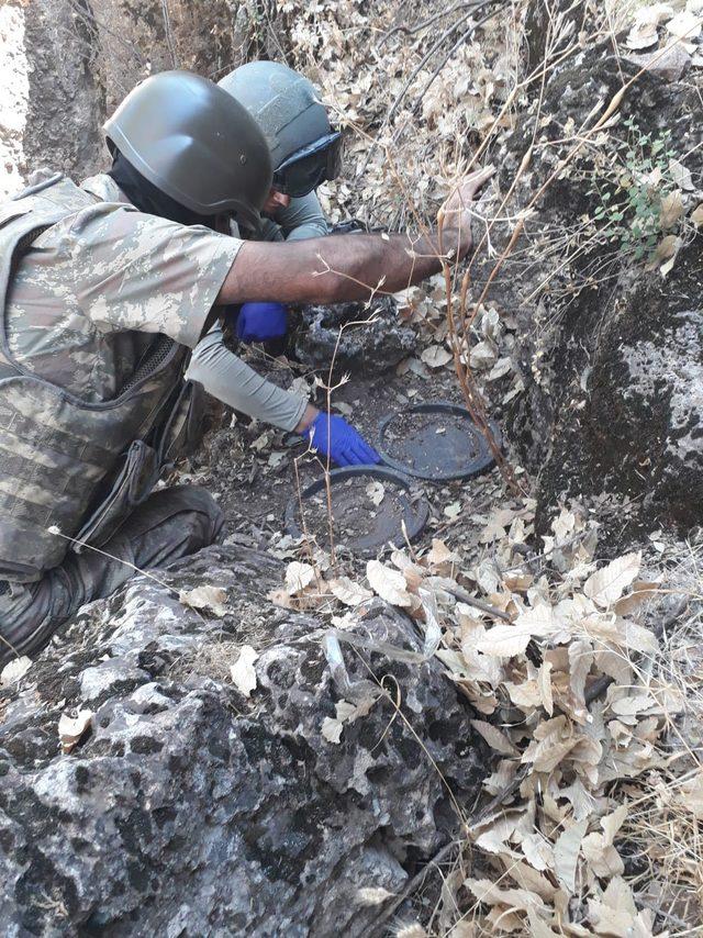 Mardin'de sığınaklarda PKK silah ve mühimmatı ele geçirildi