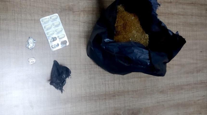 Polis ekipleri uyuşturucuya geçit vermiyor