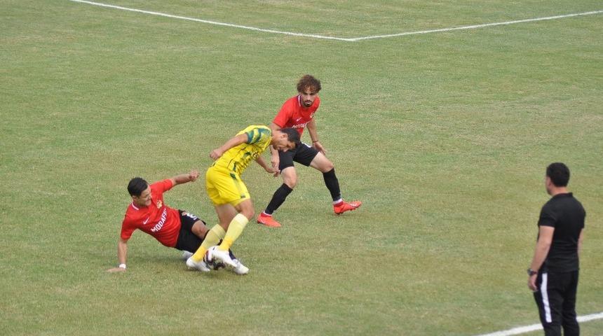 TFF 3. Lig: Osmaniyespor FK: 1 - Modafenspor: 1
