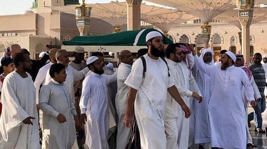 Hayatını kaybeden Tunus'un devrik lideri böyle defnedildi