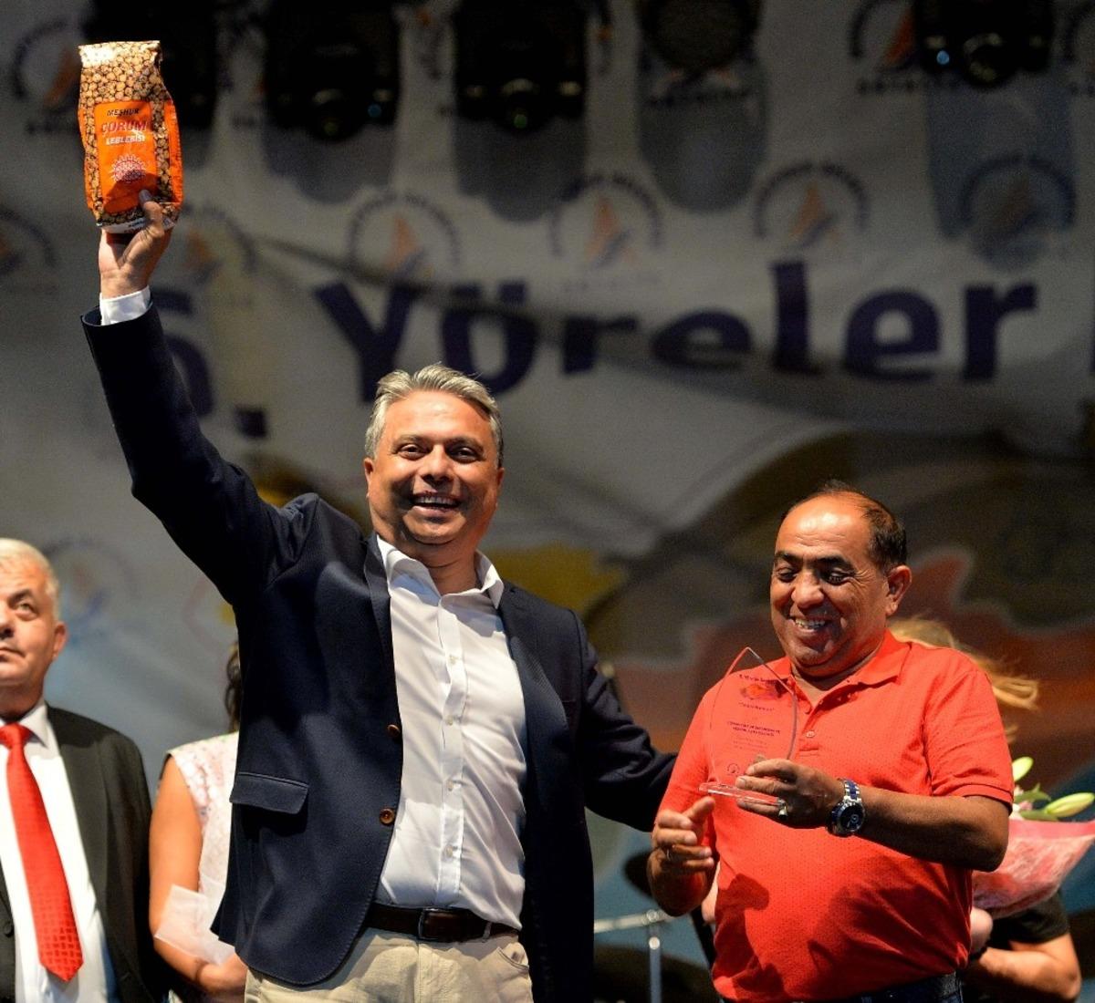 Y&ouml;reler Renkler Festivali&rsquo;nde  Karadeniz fırtınası