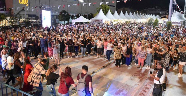 Yöreler Renkler Festivali’nde  Karadeniz fırtınası G4