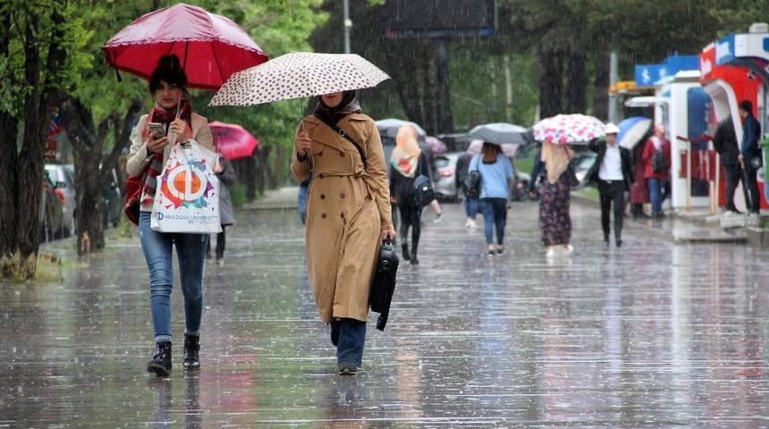 Yüksek kesimlere karın düştüğü Doğu’da hava sıcaklığı düştü