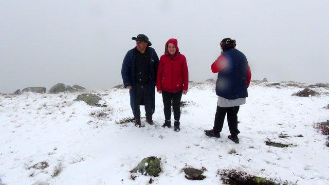 2300 rakımlı Yukarı Kavrun Yaylası, bembeyaz oldu 3