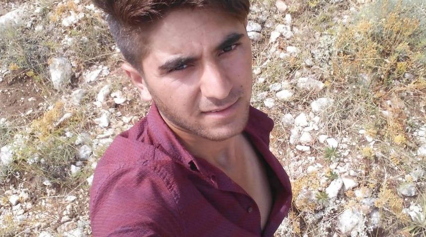 &Ccedil;atıdan d&uuml;ş&uuml;p yaralanan elektrik&ccedil;i yaşam savaşını kaybetti