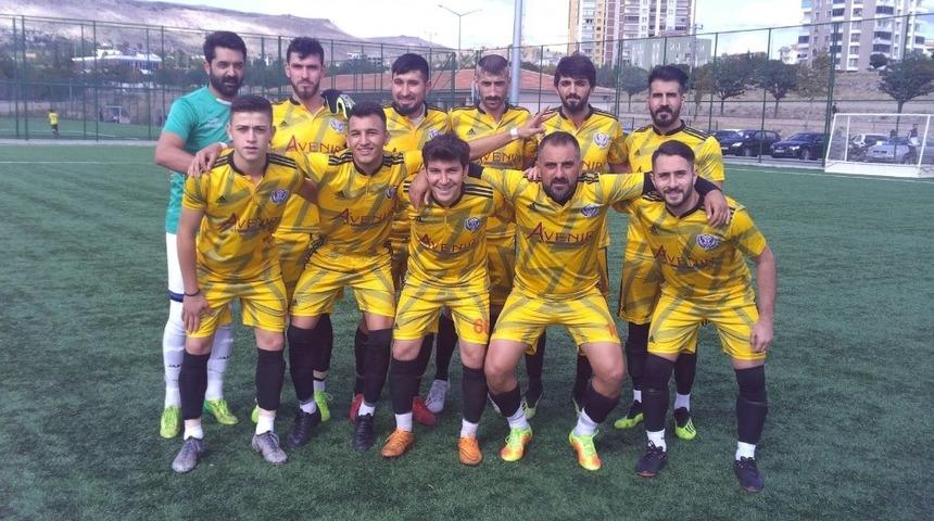 S&uuml;per Amat&ouml;r K&uuml;me&rsquo;de ilk sakatlık