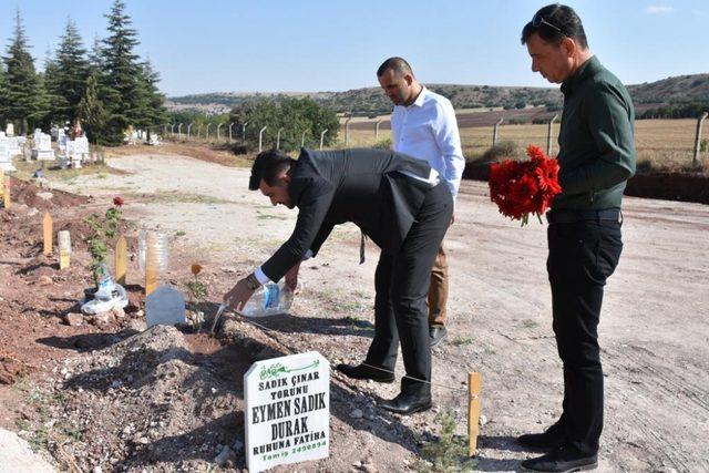 Eymen bebek kabri başında anıldı