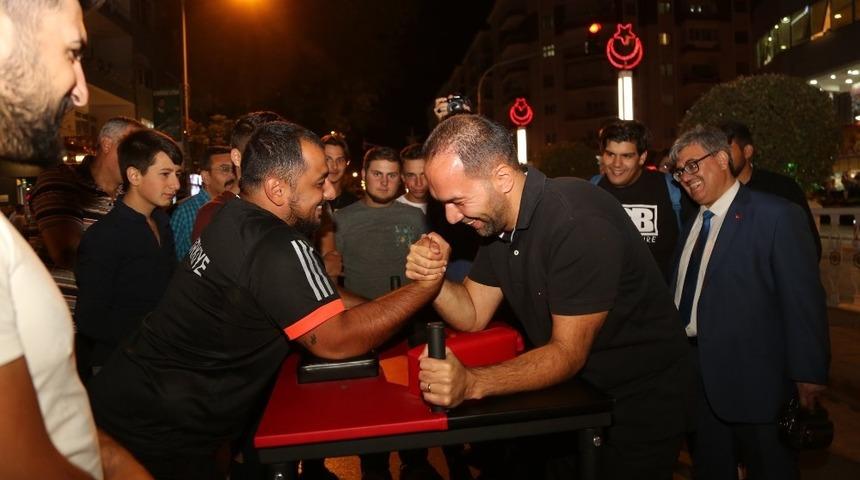 Başkan Özdemir Niğde’ye Hareket Kattı
